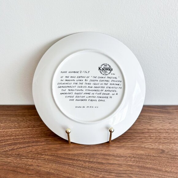 Csatari Cookie Tasting Plate 1982 | Knowles Grandparents Series - Picture 3 of 4